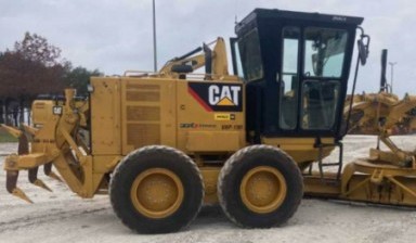 Объявление от United Rentals: «Private rental of a motor grader» 1 photos