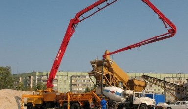 Объявление от ООО Стройкабет24: «Заказать мини бетононасос в Иркутске mini-betononasos» 3 фото