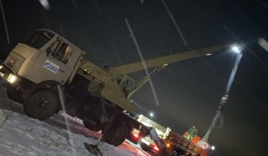 Объявление от Ильназ: «Автокран 14 тонн, стрела 14 м. Услуги автокрана.» 1 фото