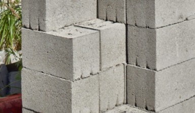 Объявление от Руэк-Строй: «Аккуратная доставка опилкобетонных блоков» 1 фото