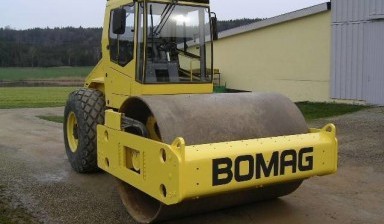 Объявление от УМС-4: «Аренда грунтового катка BOMAG 213 bomag» 1 фото