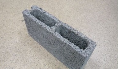 Объявление от Мажырбек: «Стеновые керамзитобетонные блоки Актау» 1 фото