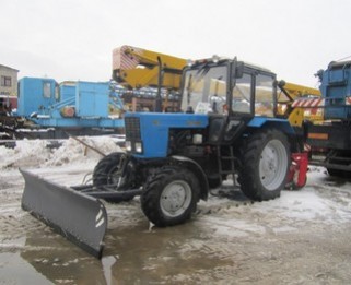 Объявление от АО «Стрела»: «Аренда снегоуборочной машины на базе трактора МТЗ» 1 фото