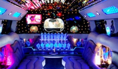 Объявление от Hammer: «Rent a limousine in Sharjah» 2 photos