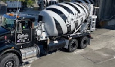 Объявление от Gotham Ready Mix LLC: «Concrete mixer truck for rent» 2 photos