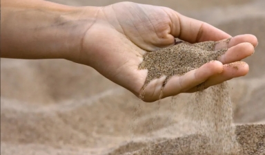 Объявление от ООО "СтройЭнергоСервис": «Песок, щебень с доставкой» 1 фото