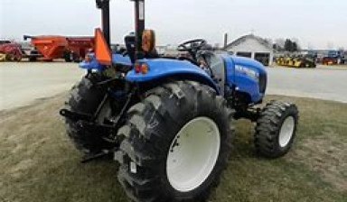 Объявление от Voets Tractoren en Werktuigen BV: «NEW HOLLAND BOOMER 55 mini tractor» 1 photos
