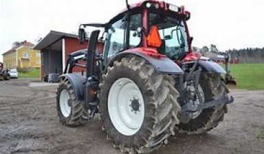 Объявление от EPIC AUCTIONS B.V.: «VALTRA 800S-4 wheel tractor for sale by auction» 1 photos