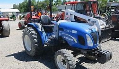 Tractors and agricultural machinery от Voets Tractoren en Werktuigen BV: NEW HOLLAND 1 photos