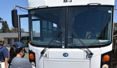 Объявление от Buses: «Rent a bus to transport workers» 1 фото