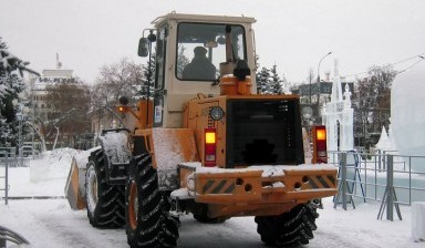 Объявление от Ольга: «Услуги фронтального погрузчика. Погрузка снега.» 1 фото