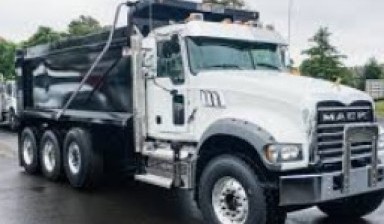 Объявление от Budget Truck Rental: «Quality garbage disposal» 1 photos