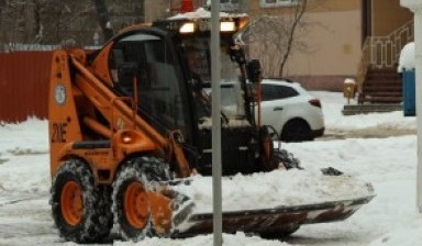 Объявление от Спецтех: «Уборка снега с дорог» 1 фото