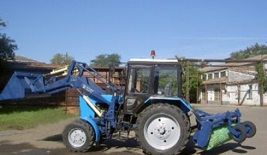 Объявление от Уткина Г. Р: «Аренда трактора мтз 82, щётка, ковш» 1 фото