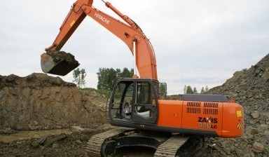 Объявление от ПрогрессАвтоСтрой: «Аренда экскаватора Hitachi ZX 330» 1 фото