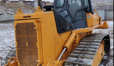 Объявление от Dipatcher: «Komatsu D61E, 2006» 1 фото