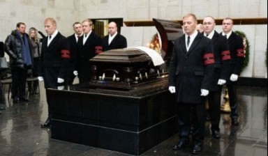 Объявление от ГРУЗЧИКИ: «Услуги грузчиков на похоронах» 1 фото