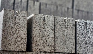 Объявление от МЕГАСНАБ: «Продажа строительных блоков» 1 фото