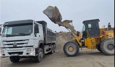 Объявление от РАХИМЖАН: «Песок, щебень, отсев, гшс, сникерс, вывоз мусора» 1 фото