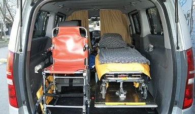 Объявление от Спецмедтранс: «Перевозка лежачих больных» 1 фото