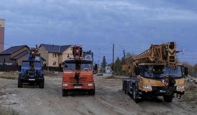 Объявление от Аллахвердиев Амиль: «Услуги автокрана вездеход 25-50 тонники» 1 фото