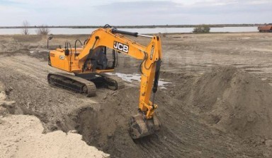 Объявление от Соловьев: «Аренда гусеничного экскаватора jcb» 1 фото