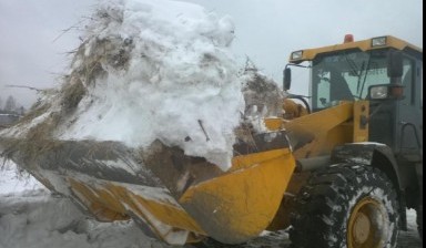 Объявление от Дорстрой: «Фронтальный погрузчик в аренду.» 1 фото