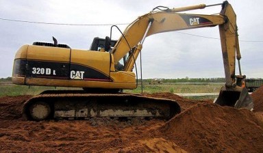 Объявление от Евгений Викторович: «Аренда гусеничного экскаватора CAT 320 DL» 1 фото