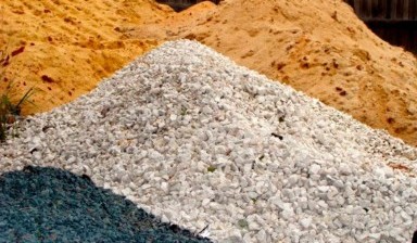 Объявление от Дархан: «Доставка! Песок крупный мелкий» 1 фото