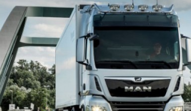 Объявление от Данил: «Недорогой ремонт грузовиков, качественно и быстро» 1 фото