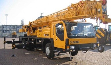 Объявление от Bolat Logistic Company: «Услуга Автокрана XCMG 25 тонн» 1 фото