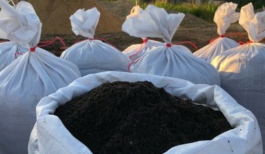 Объявление от Профи Групп: «Доставка грунта в мешках: чернозем, торф, песок» 1 фото