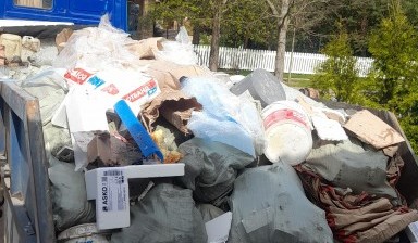 Объявление от Амин: «Вывоз мусора контейнером 8 кубов.» 4 фото