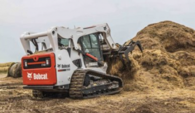 Объявление от СТТ — Рент: «Гусеничный мини-погрузчик Bobcat T740» 1 фото