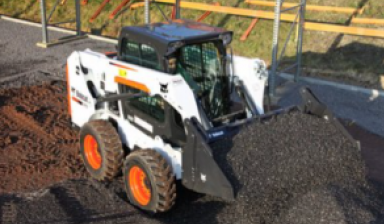 Объявление от Эверент: «Аренда Мини-погрузчика Bobcat S100» 1 фото