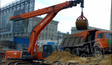 Объявление от МосТрансАренда: «Аренда гусеничного экскаватора с грейфером 26 метр» 1 фото