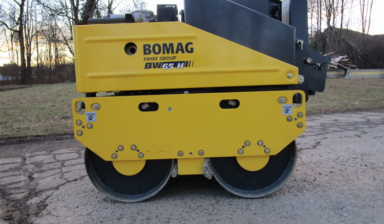 Объявление от KATOK555.RU: «Аренда дорожного катка Bomag BW 65 H» 1 фото