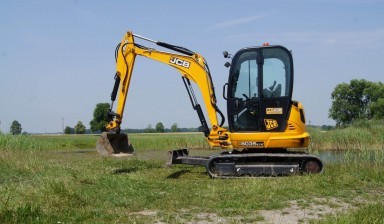 Объявление от БАЙСЕРВИС+: «Аренда мини-экскаватора JCB 8035 дёшево» 1 фото