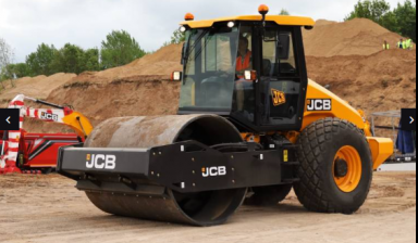 Объявление от ООО АрСпецСтрой: «Сдаю в аренду каток грунтовый JCB D16» 1 фото