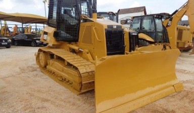 Объявление от Errenda: «Бульдозер Cat D3 недорого в аренду» 1 фото