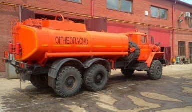 Объявление от Антек: «Сдадим в аренду бензовоз 12 м3 — Урал АЦ-12» 1 фото