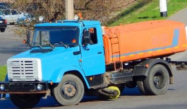 Объявление от АЛЕКС-СТРОЙ: «Аренда поливомоечной машины ЗИЛ КО-713 Н-1» 1 фото