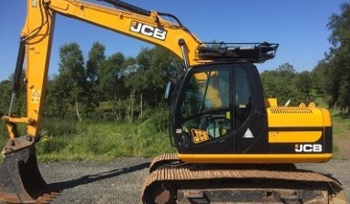 Объявление от Альтарент: «Аренда гусеничного экскаватора JCB JC130» 1 фото