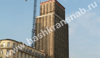 Объявление от Башкранснаб: «Башенный кран Linden Comansa 11 LC 132-5t в аренду» 1 фото