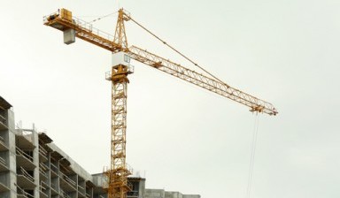 Объявление от Высотник: «Башенный кран Liebherr 250 EC-B12 в аренду» 1 фото