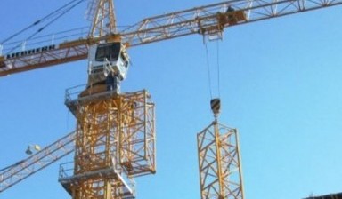 Объявление от ООО "АРСАВА": «Аренда башенного крана Liebherr 132 EC-H8 Litronic» 1 фото