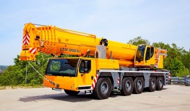 Объявление от АЛЬФАТРАНС: «Автокран Liebherr 250т в аренду» 1 фото