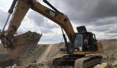 Объявление от ТОО "Alem Sauda Ltd": «Аренда экскаватора CAT 330 D2L» 1 фото