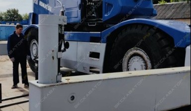 Объявление от CRANES.RENT: «Аренда автокрана KOMATSU LW500-1 cepnoy-pauk» 1 фото