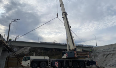 Объявление от АТОМСПЕЦТЕХНИКА: «Услуга автокрана TEREX-DEMAG AC250-1» 1 фото